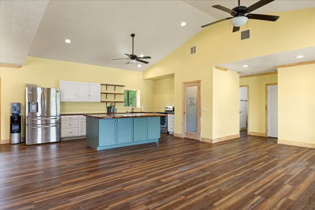 6111 Wild Cat Knob Rd, House other with 4 bedrooms, 3 bathrooms and null parking in Tolar TX | Image 4