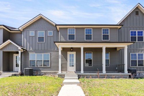 123 Blackberry Ln, Georgetown, KY, 40324-9045 | Card Image