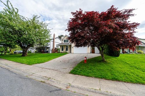 9395 209b St, Langley, BC, V1M1R8 | Card Image