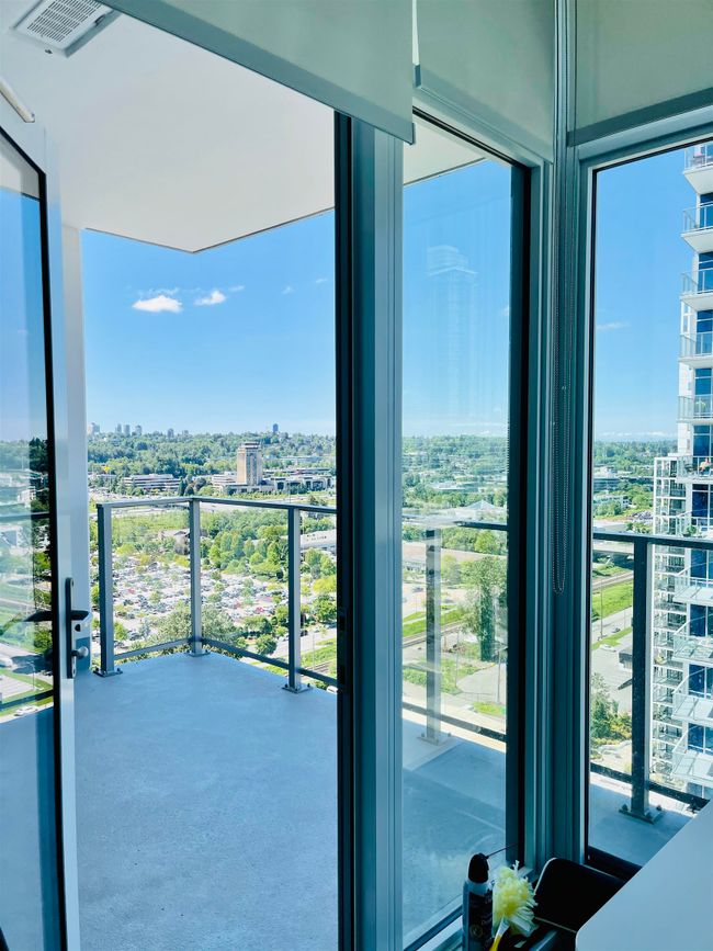 1605 - 2351 Beta Avenue, Condo with 1 bedrooms, 1 bathrooms and 1 parking in Burnaby BC | Image 13