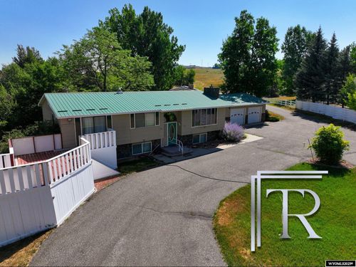 130 Wilson Dr, Lander, WY, 82520 | Card Image