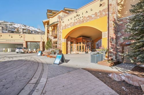 b304-3720 Sundial Ct, Park City, UT, 84098-6467 | Card Image