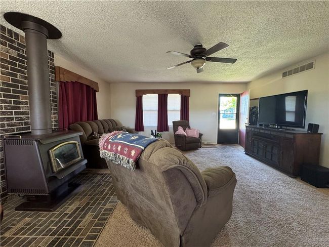 8833 Hickory Ln, House other with 2 bedrooms, 2 bathrooms and null parking in Ozawkie KS | Image 8