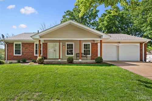 1513 Ploma Dr, Manchester, MO, 63021-7049 | Card Image