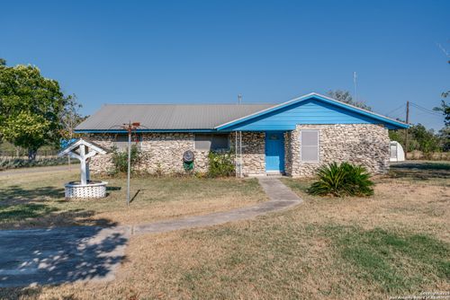 406 Sea Willow Dr, Marion, TX, 78124-6573 | Card Image