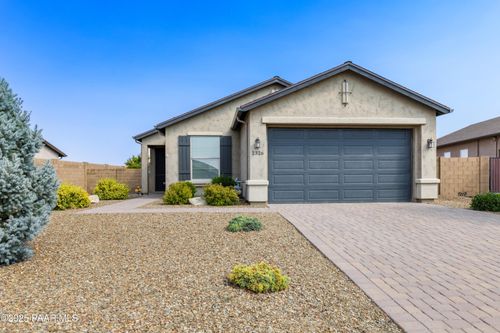 2326 Nova Loop, Chino Valley, AZ, 86323-1195 | Card Image