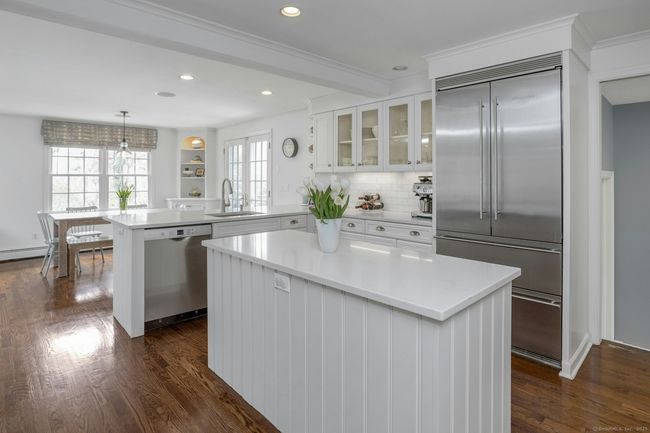 139 Highland Ave, House other with 4 bedrooms, 3 bathrooms and null parking in Norwalk CT | Image 4