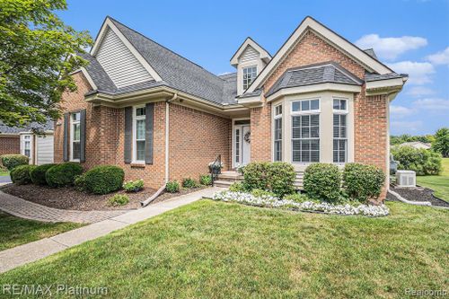 11145 Woodfield Parkway, Holly Twp, MI, 48439 | Card Image