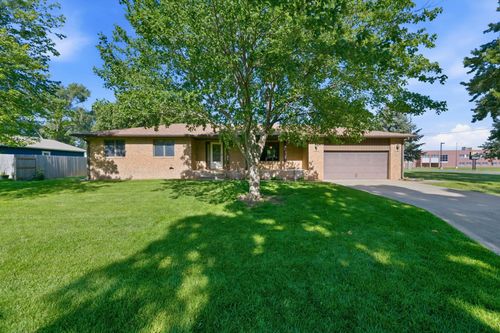 443 Ven John, Andale, KS, 67001-7015 | Card Image