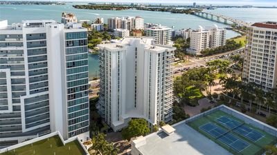 4E - 1111 N Gulfstream Avenue, Condo with 2 bedrooms, 2 bathrooms and null parking in Sarasota FL | Image 1