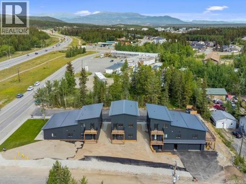 1702 Centennial St, Whitehorse, YT, Y1A0Z4 | Card Image
