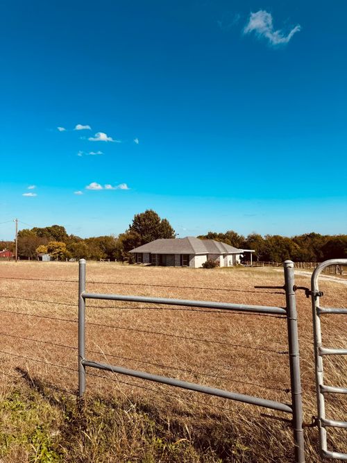 497 County Road 4642, Trenton, TX, 75490-6433 | Card Image