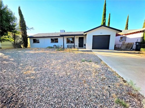 1945 Chicago Ave, Kingman, AZ, 86401-4110 | Card Image