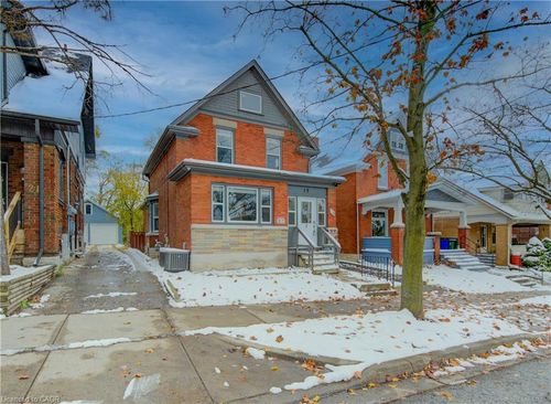 19 Fairview Ave, Kitchener, ON, N2H3E7 | Card Image