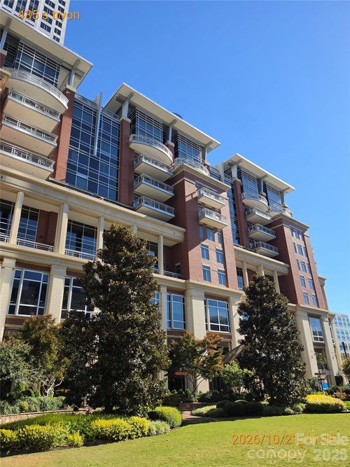 435 S Tryon St, Charlotte, NC, 28202-2792 | Card Image