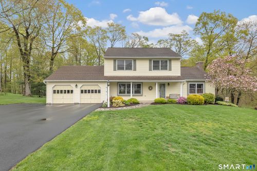 40 Twin Oak Farm Rd, Wallingford, CT, 06492-5306 | Card Image
