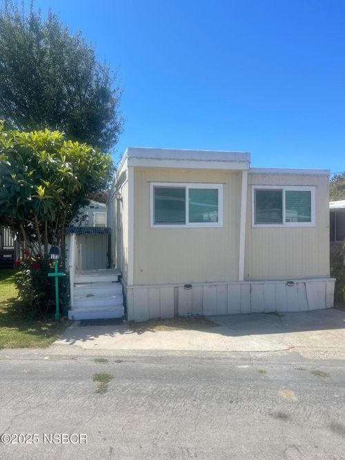 spc-171-701 E Pine Ave, Lompoc, CA, 93436-3071 | Card Image