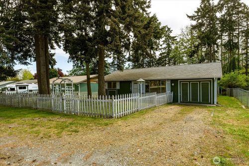 1167 Sparrow Dr, Oak Harbor, WA, 98277-8474 | Card Image