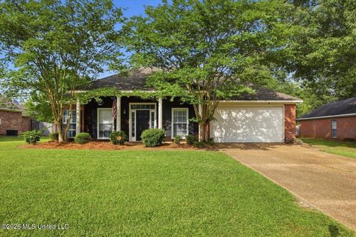 215 Old Town Lane, Brandon, MS, 39042 | Card Image