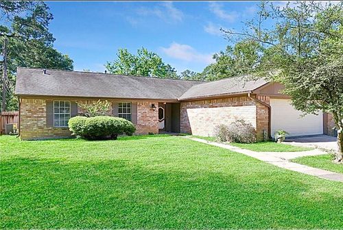 1 Darnell St, Conroe, TX, 77301-1355 | Card Image