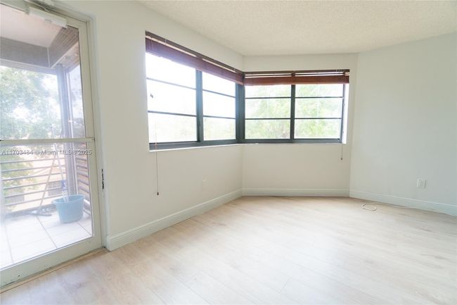 APT-402 - 20840 San Simeon Way, Condo with 2 bedrooms, 2 bathrooms and null parking in Miami FL | Image 15