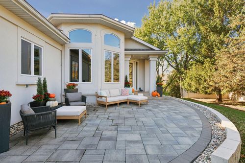 2600 Cedar Grn, Minnetonka, MN, 55305-3404 | Card Image