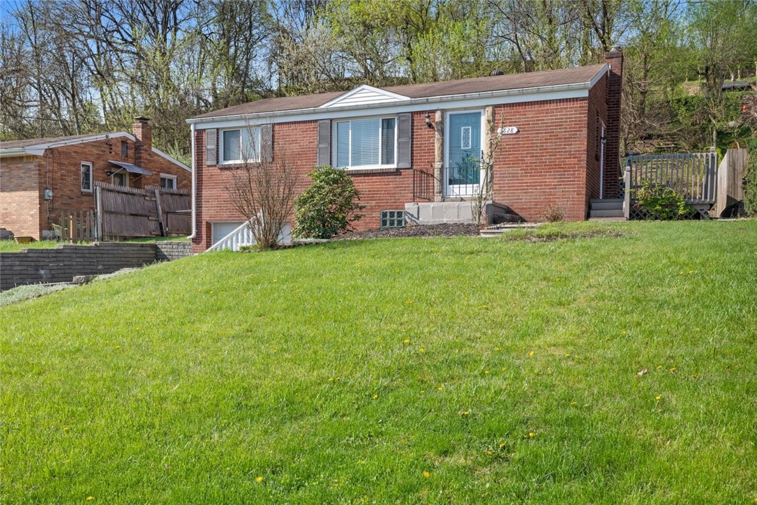 1628 Carmella Dr, Sold in Baldwin Boro Zoocasa