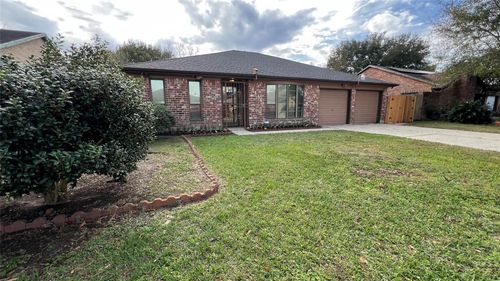 6615 Deer Ridge Ln, Houston, TX, 77086-2105 | Card Image