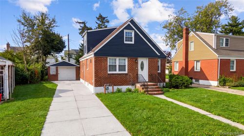 1977 Jackson Ave, Elmont, NY, 11003-4204 | Card Image