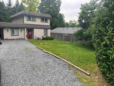 12469 216 St, House other with 3 bedrooms, 2 bathrooms and 6 parking in Maple Ridge BC | Image 1