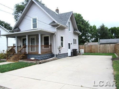 114 W Walnut St, Morenci, MI, 49256-1246 | Card Image