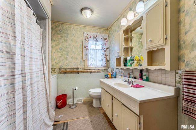 1006 Washington St, House other with 3 bedrooms, 1 bathrooms and null parking in Keithsburg IL | Image 14
