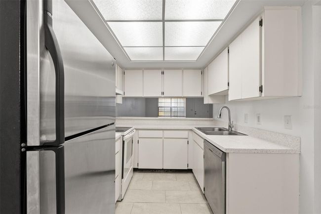 APT-130 - 2131 Ridge Rd S, Townhouse with 2 bedrooms, 3 bathrooms and null parking in LARGO FL | Image 7