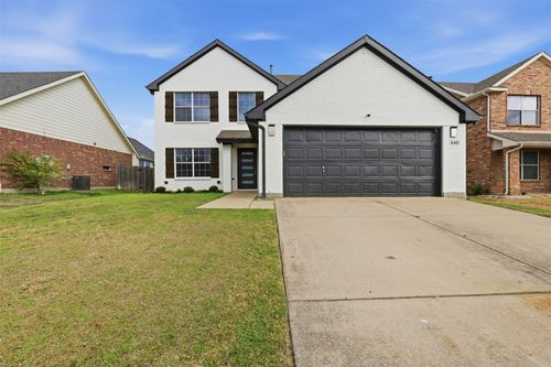 640 Fossil Wood Dr, Saginaw, TX, 76179-6355 | Card Image