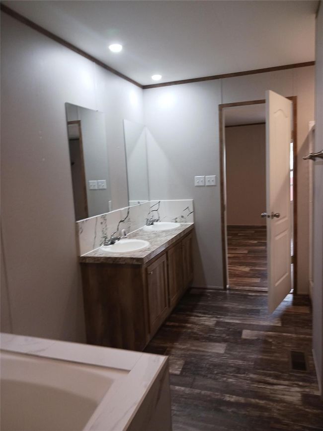529 Draylon Dr, House other with 5 bedrooms, 3 bathrooms and 2 parking in Conroe TX | Image 27