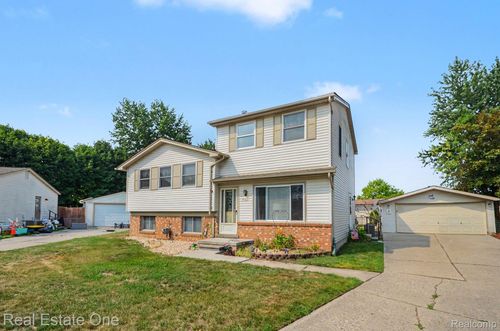 41637 Cimarron St, Clinton Township, MI, 48038-1813 | Card Image