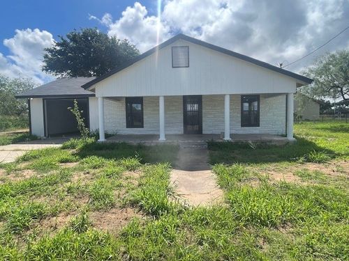 704 N Dagmar Ave, Hebbronville, TX, 78361-2306 | Card Image