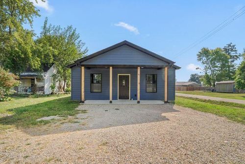 210 Oak St, AUXVASSE, MO, 65231-2213 | Card Image