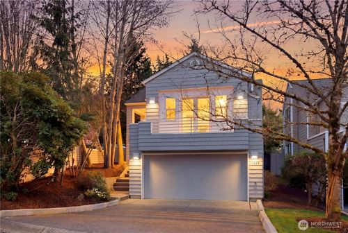11229 Ne 106th Place, Kirkland, WA, 98033 | Card Image