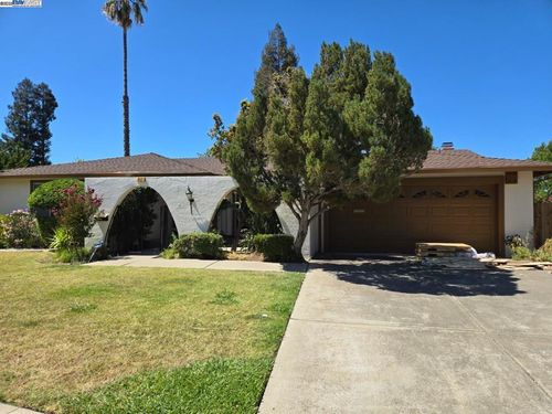 817 Cheyenne Dr, Walnut Creek, CA, 94598-4423 | Card Image