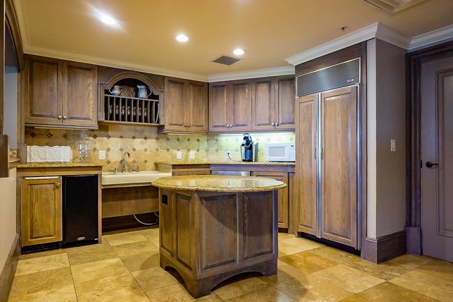 Party Room kitchen | Image 40