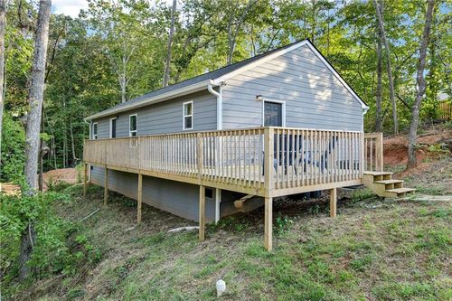 3662 Lakeview Dr, Gainesville, GA, 30501-7635 | Card Image