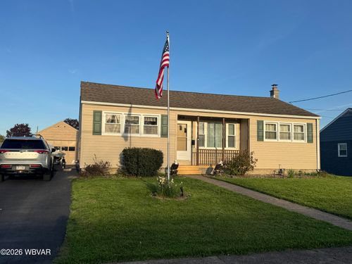 304 Chestnut Street, Montoursville, PA, 17754 | Card Image