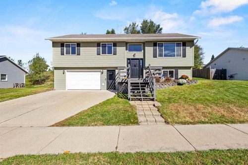 204 Thomas Rd, Reedsburg, WI, 53959-2531 | Card Image