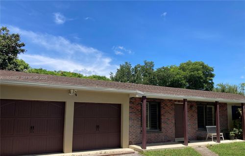 10801 Sw 123rd St, Miami, FL, 33176-4634 | Card Image