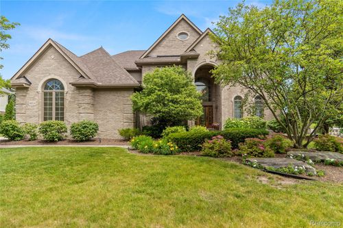 48514 Gladstone Rd, Canton, MI, 48188-4736 | Card Image