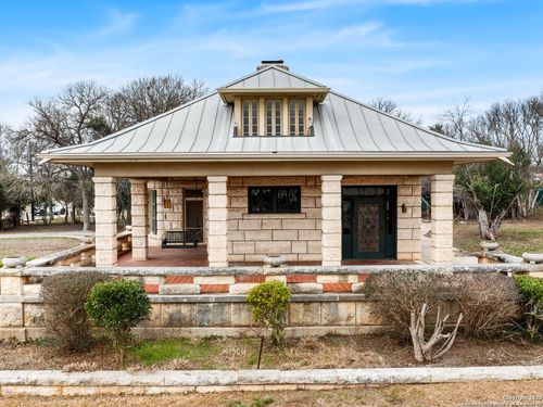 506 Second St, Comfort, TX, 78013-2001 | Card Image