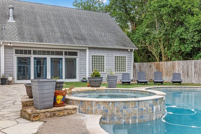 305 S Madison St, House other with 6 bedrooms, 7 bathrooms and 4 parking in La Grange TX | Image 7