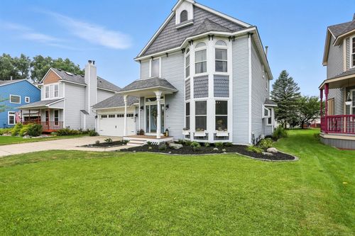 751 Woodleigh Way, Oxford, MI, 48371-5173 | Card Image
