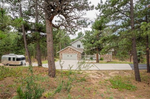 615 Cimarron Rd, Monument, CO, 80132-8428 | Card Image